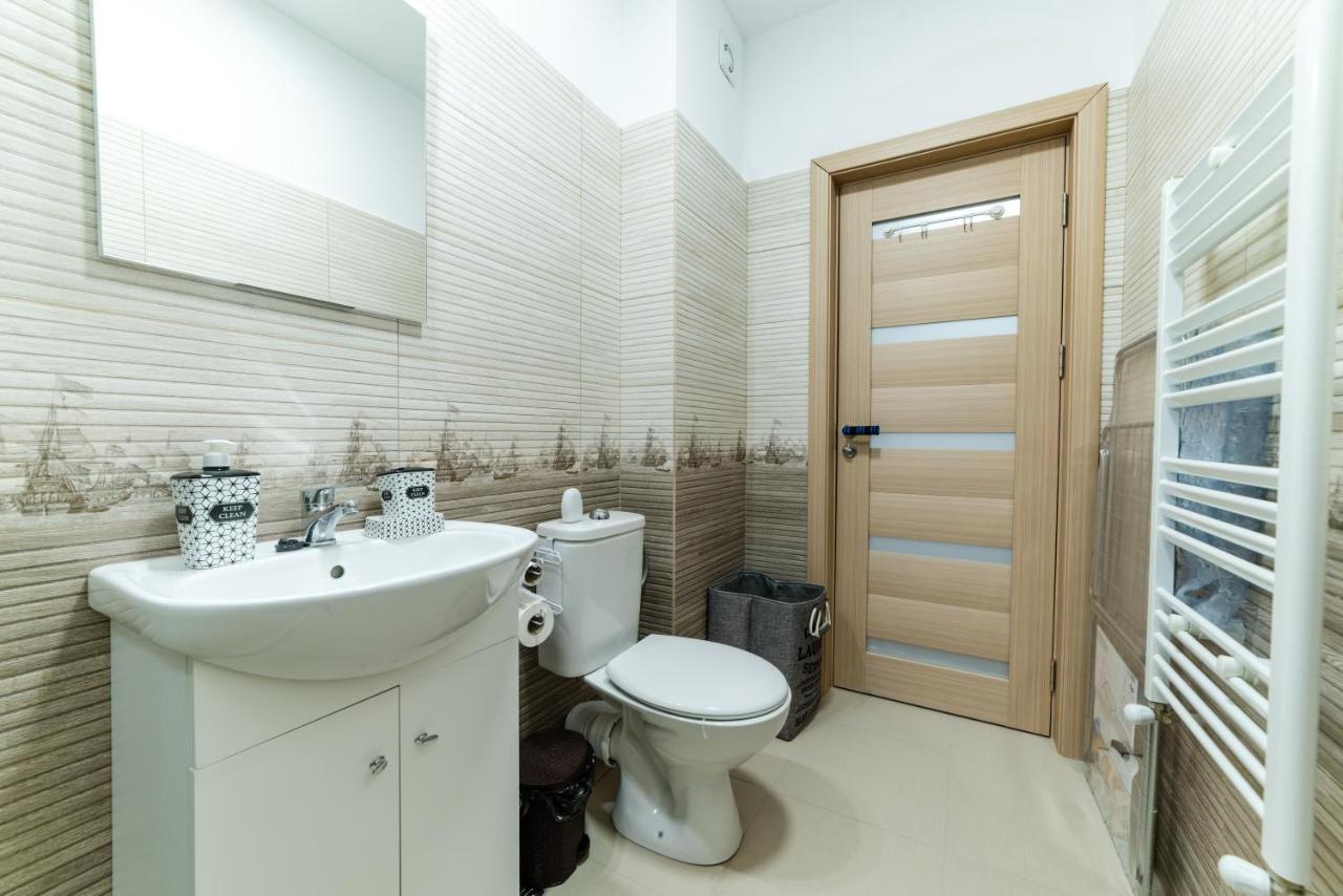 Derya Suites - Mamaia Nord Năvodari Exteriör bild